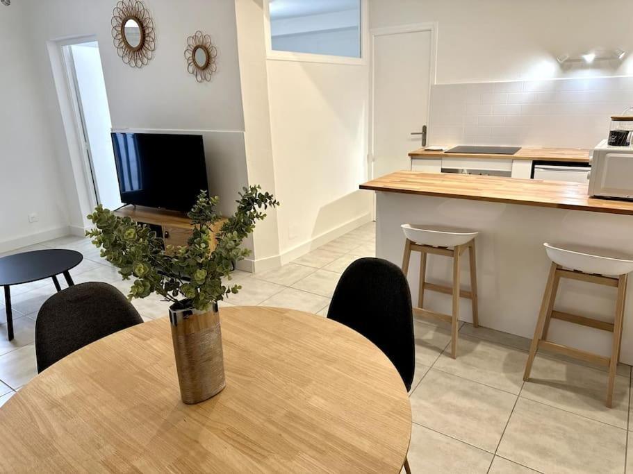 Apartmán Le Nid Douillet Nîmes Exteriér fotografie